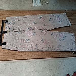 Democracy High Rise Cargo Capris